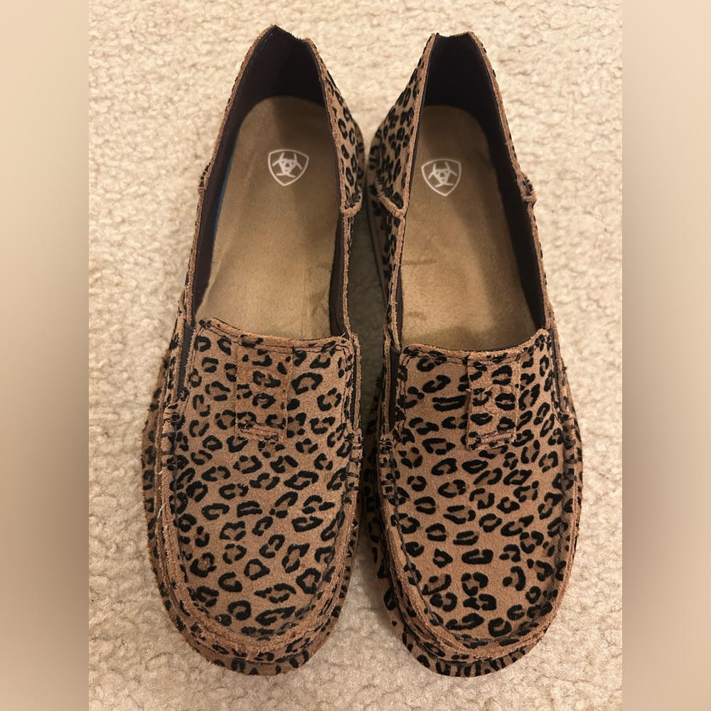 Ariat Women's Leopard Print Cruisers